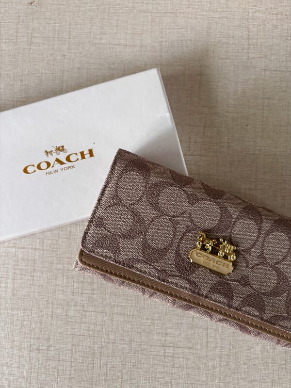 Coach Beige Wallet - Image 5
