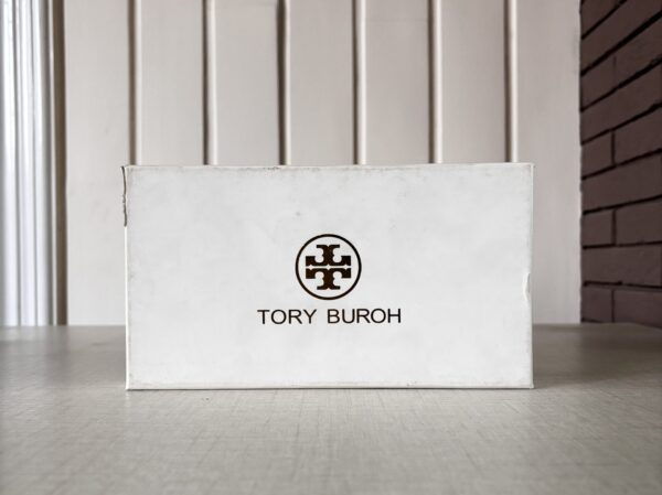 Tory Buroh Black Wallet - Image 6
