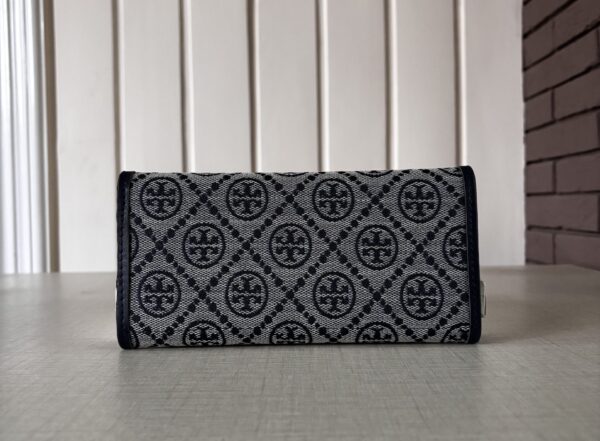 Tory Buroh Black Wallet - Image 2