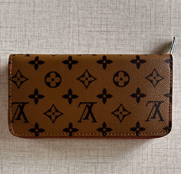 Louis Vuitton Brown Wallet - Image 5